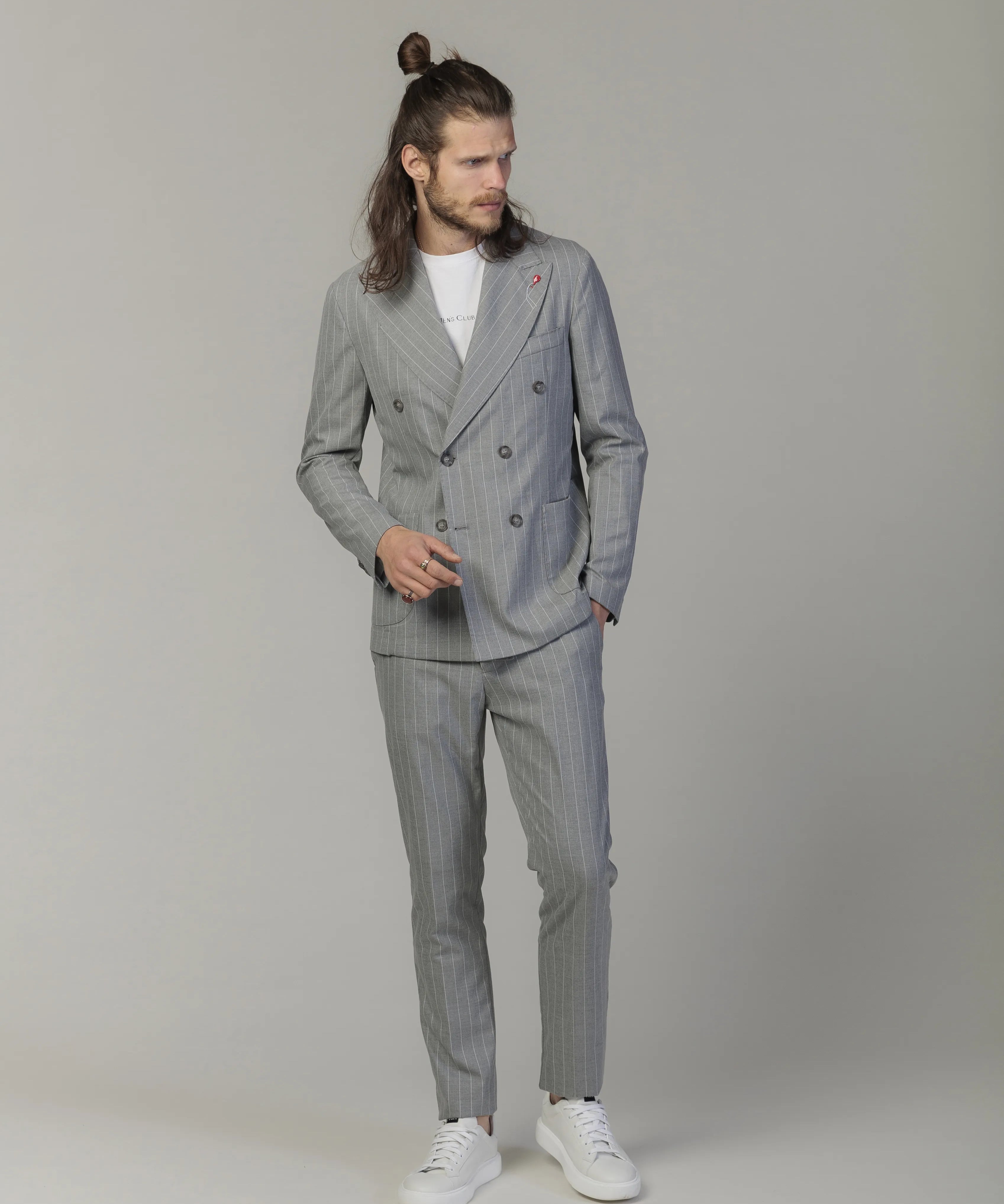Costum Gri cu Dungi, Costum Barbati Gri cu Dungi, Costum barbati cu Dungi, Costum Barbati Elegant