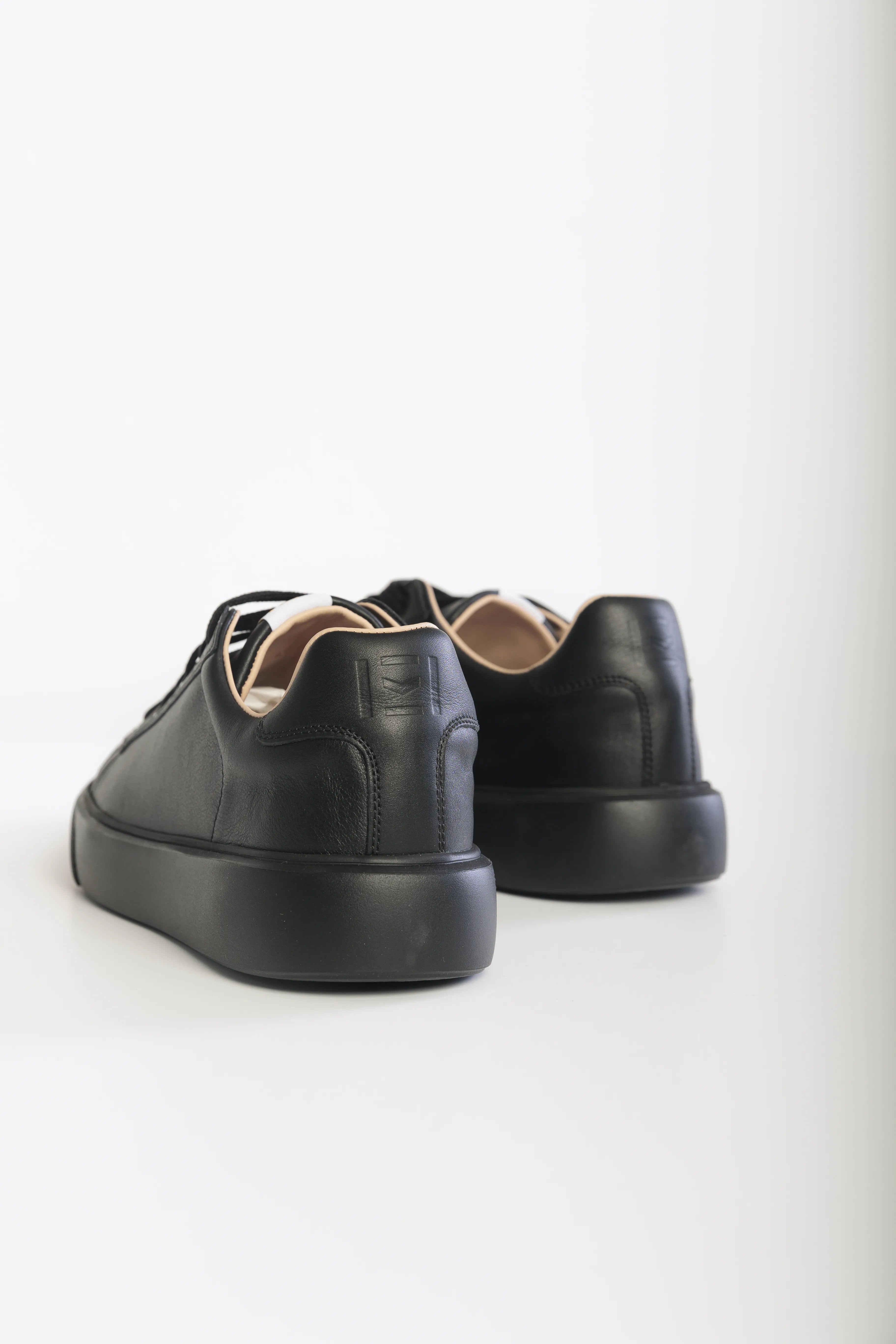 Adidasi Negri Barbati, Adidasi Negri Barbati Elegati, Adidasi Negri Barbati Eleganiti din Piele