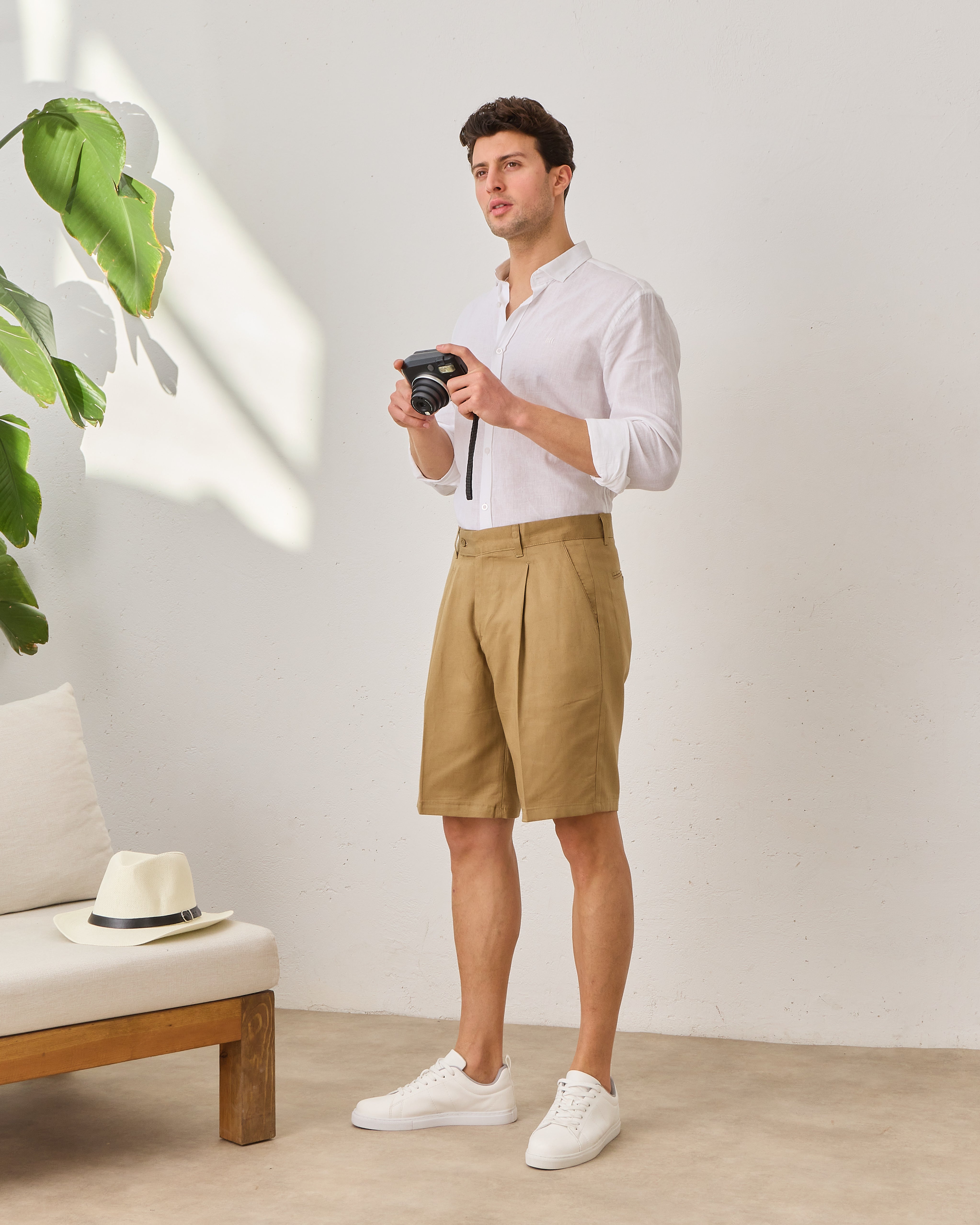 Pantaloni Scurți Everhold, cu Pense, Camel