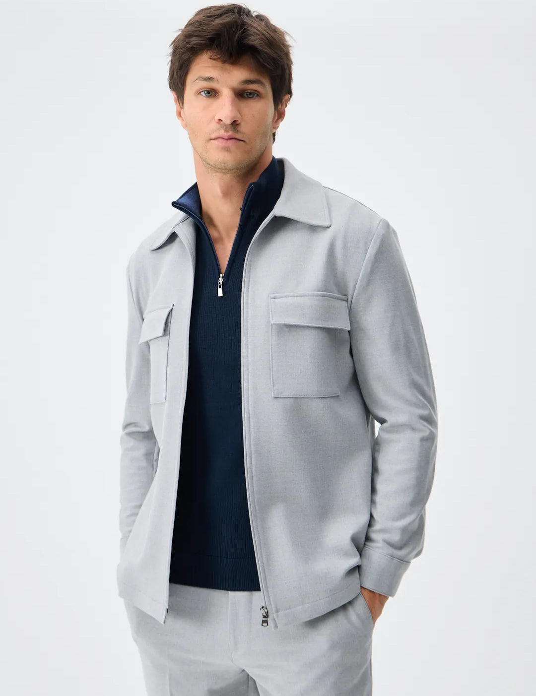 Set Jachetă cu două buzunare și pantaloni - Light Grey