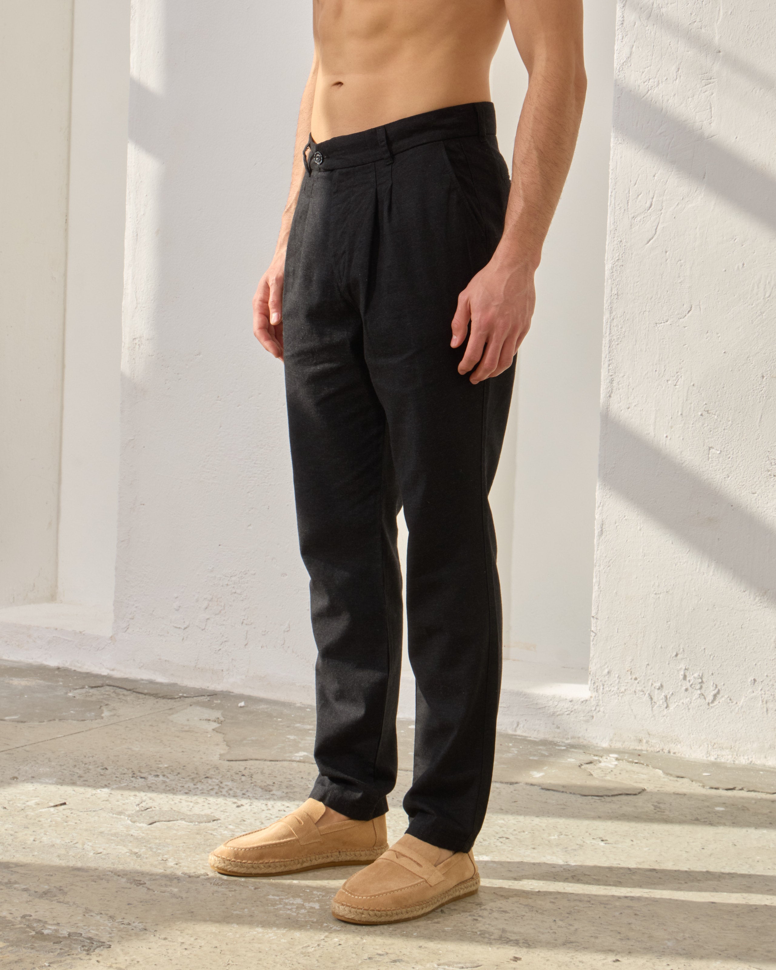 Pantaloni Everhold Negri