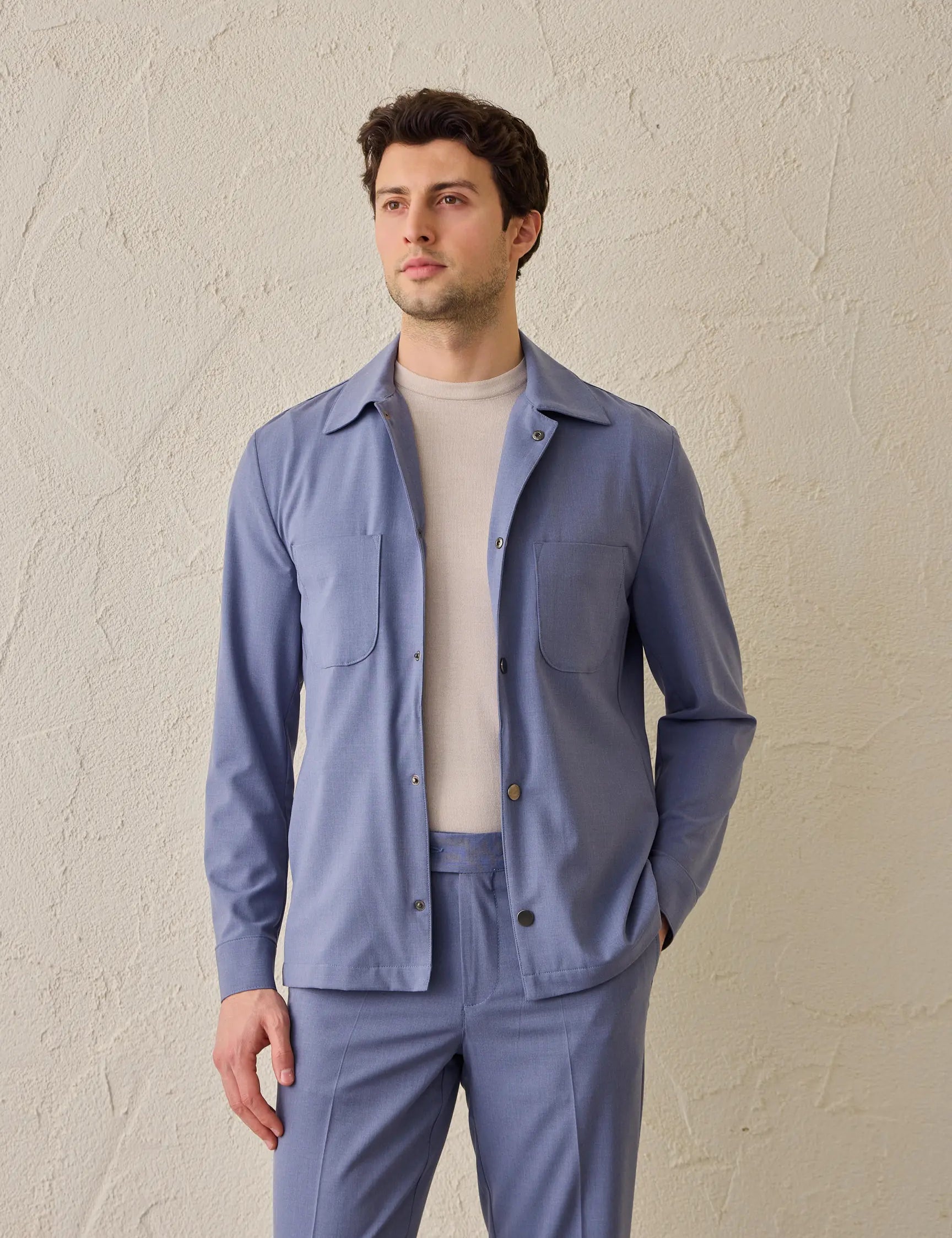 Set Jachetă cu două buzunare și pantaloni - Albastru