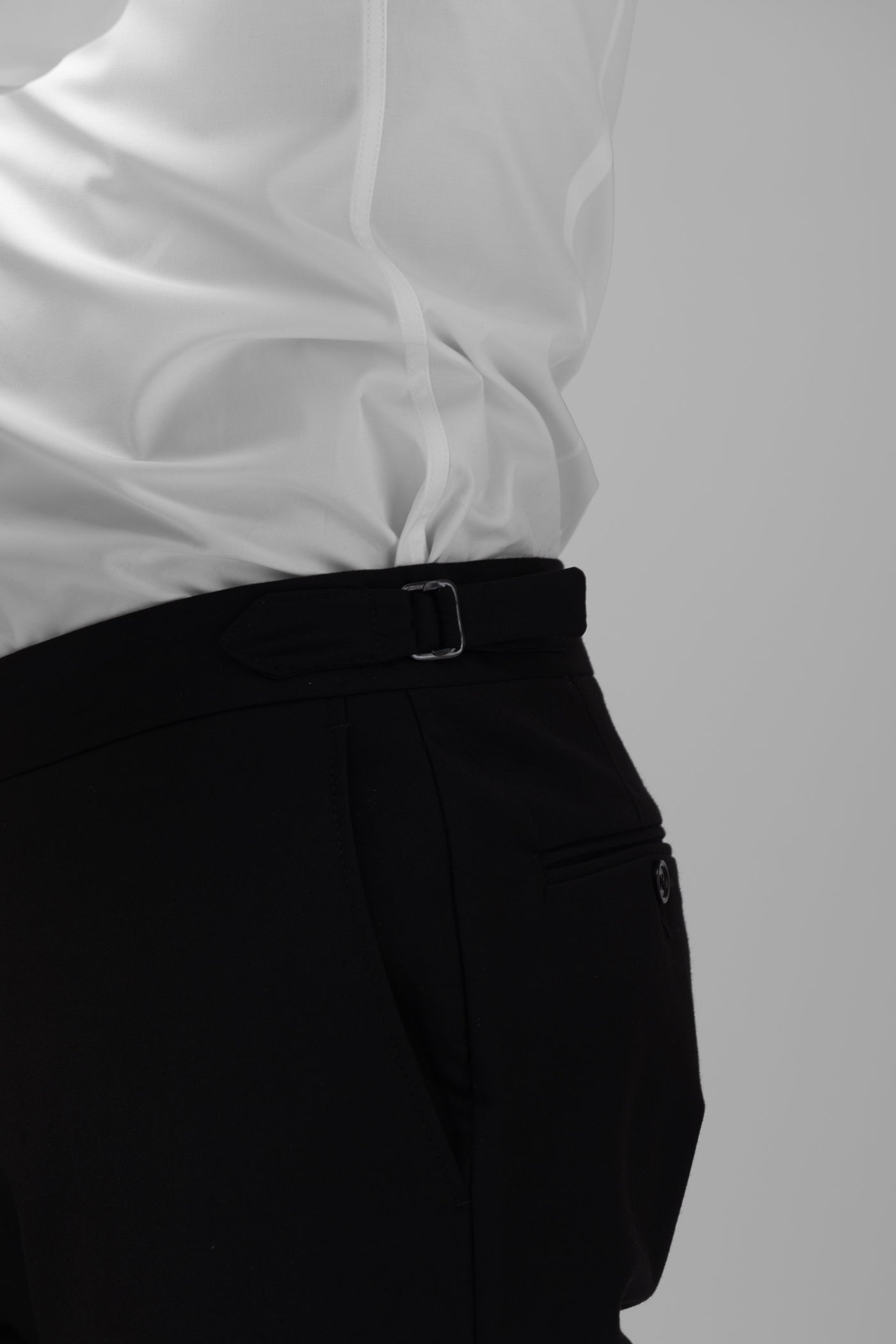 Pantaloni Negri Barbati, Pantaloni Negri cu Catarama, Pantaloni Barbati Eleganti
