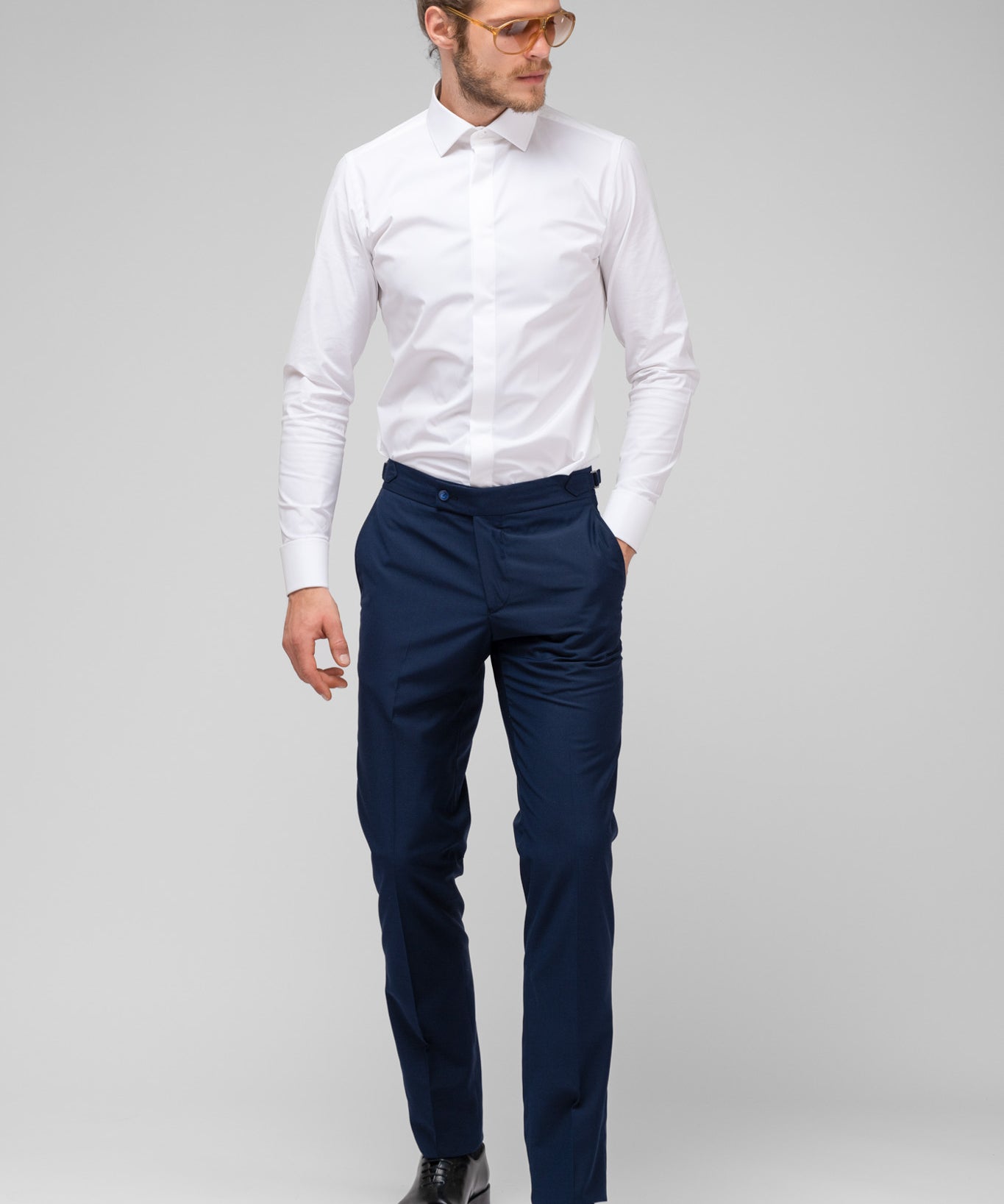 Pantaloni costum
