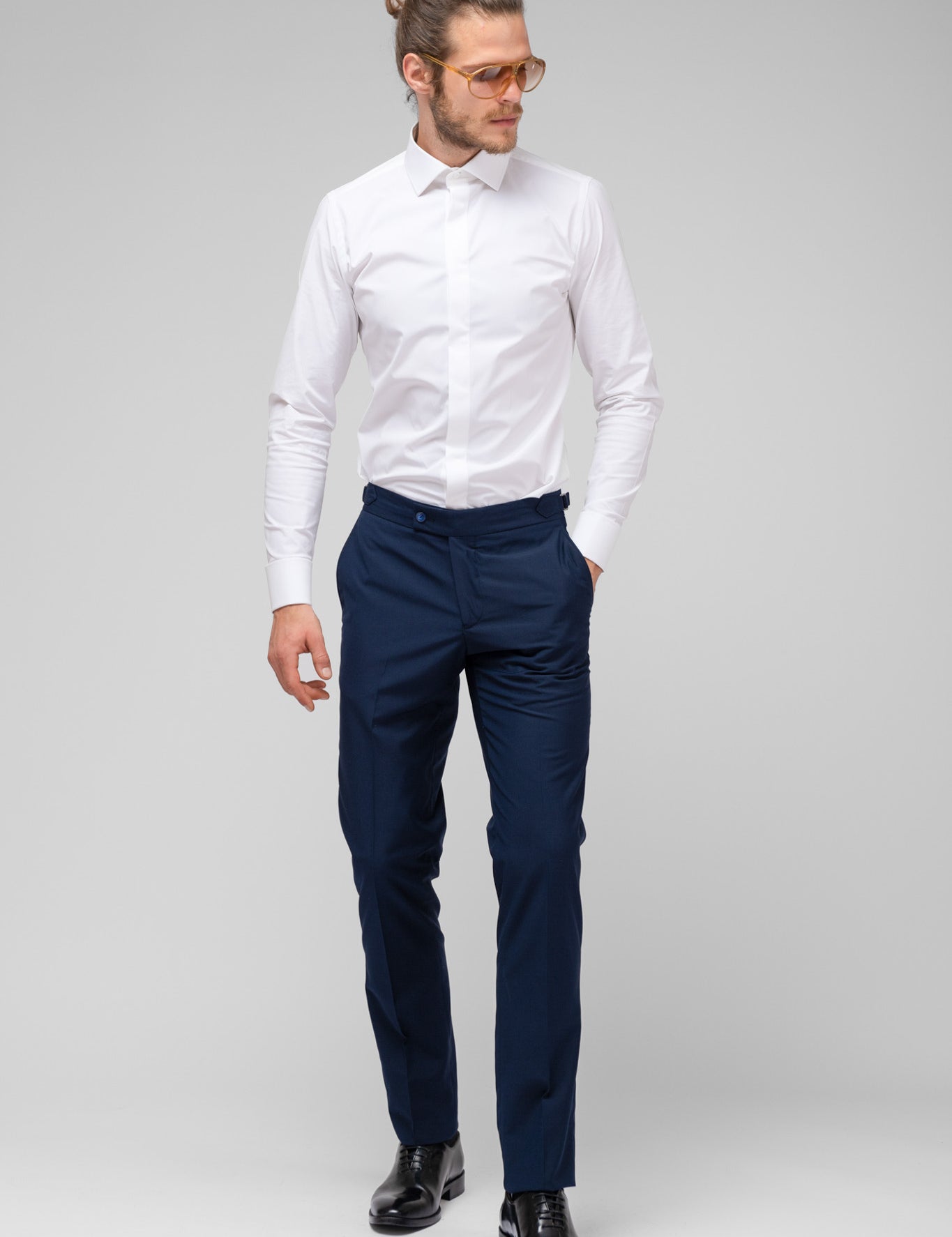 Pantaloni costum