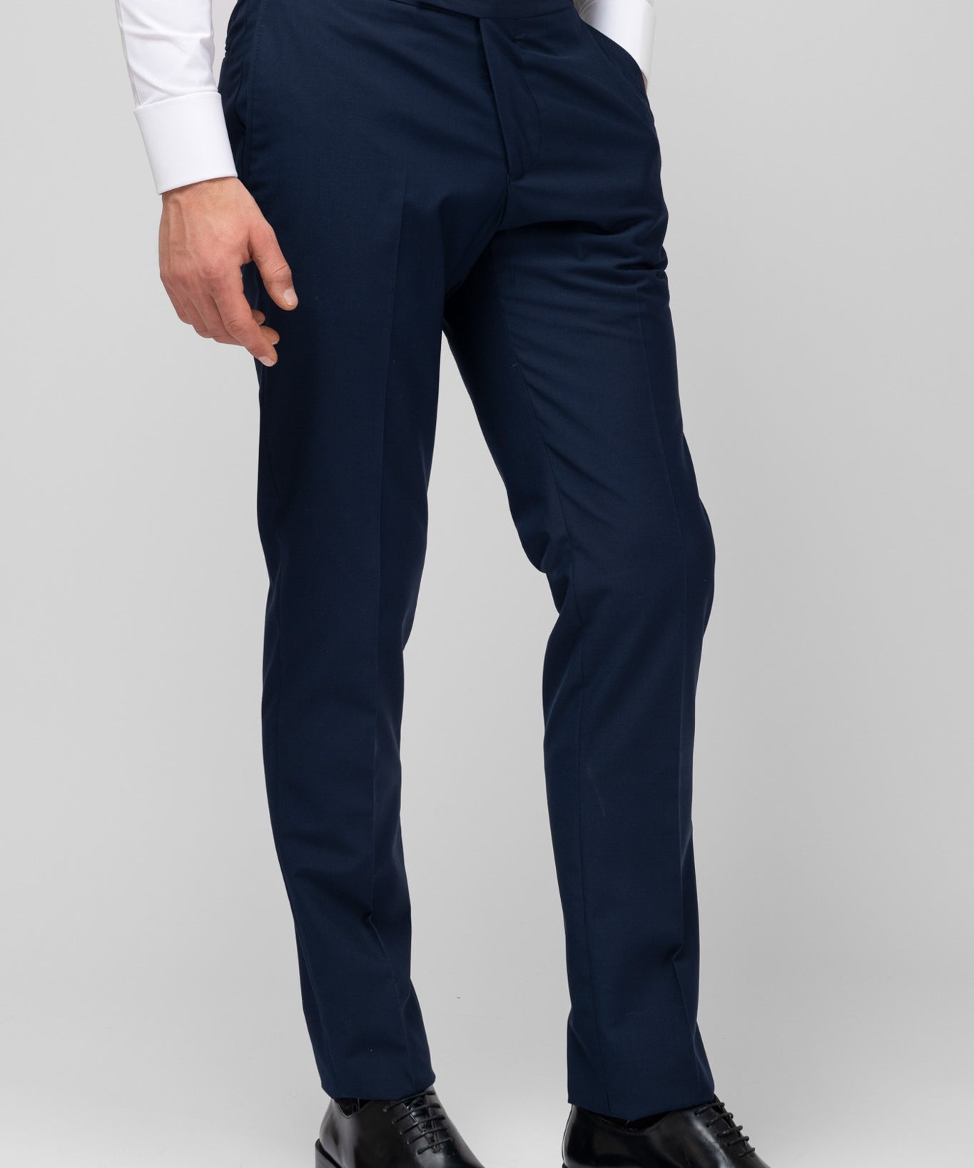 Pantaloni costum