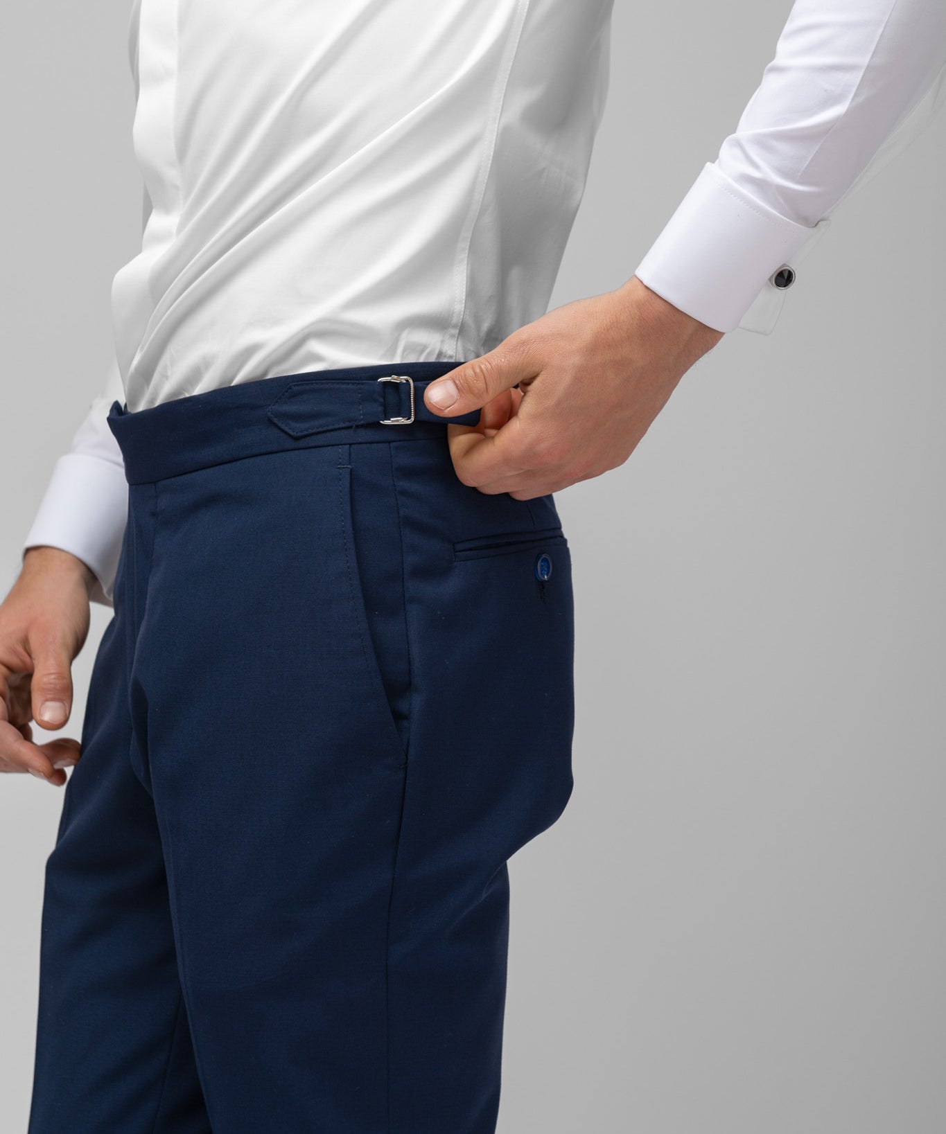 Pantaloni costum