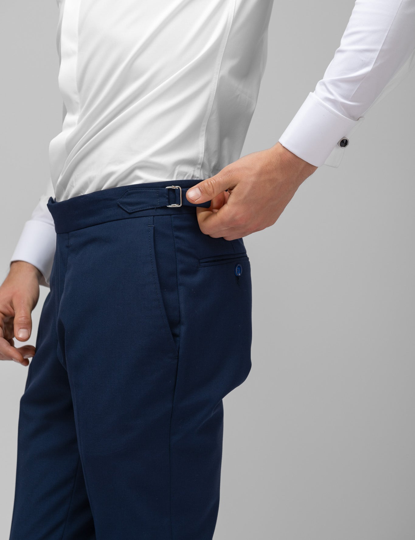 Pantaloni costum