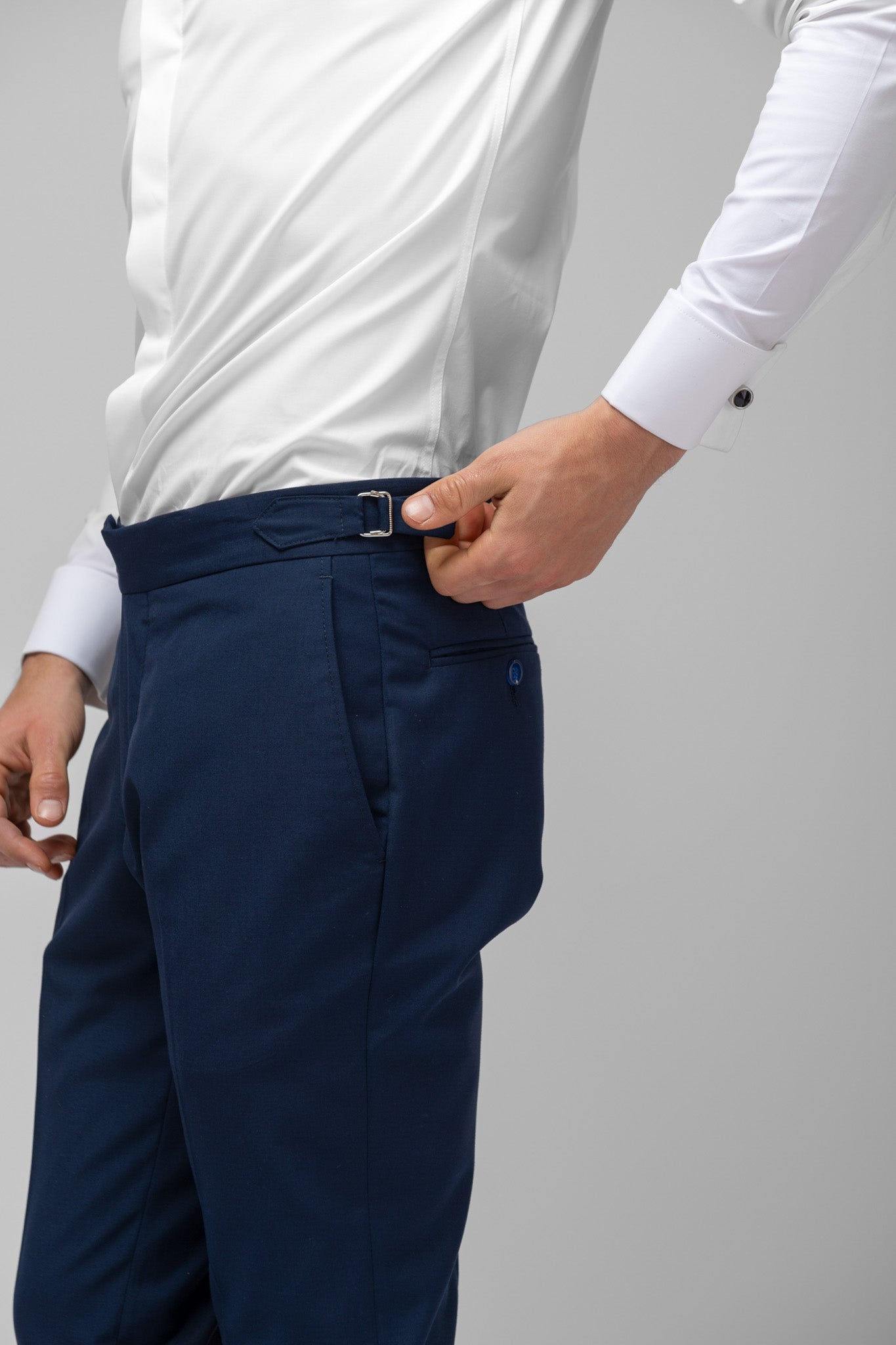 Pantaloni costum