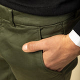 Pantaloni Chino Olive